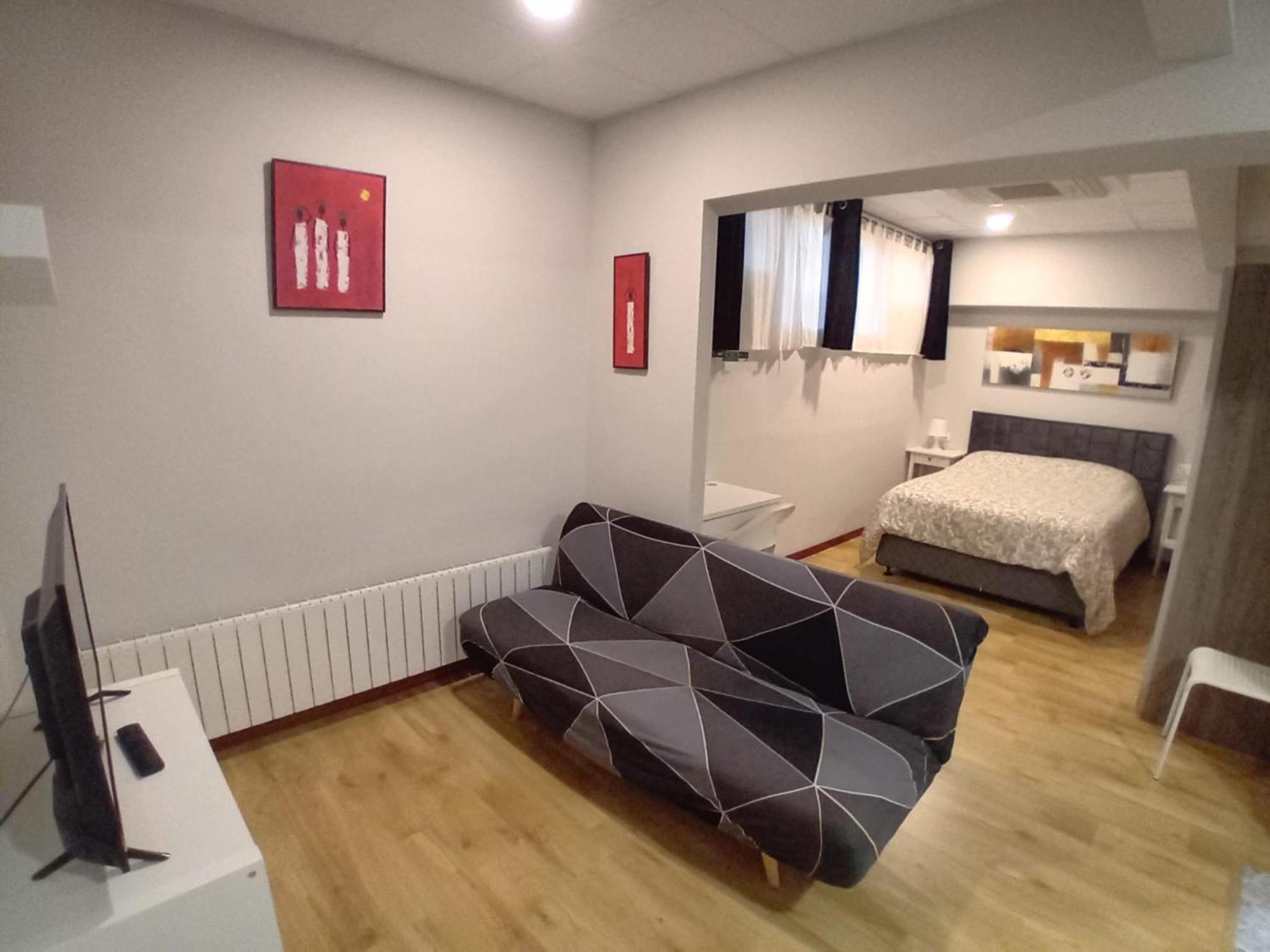 Estudios Bilbao Deusto ภายนอก รูปภาพ