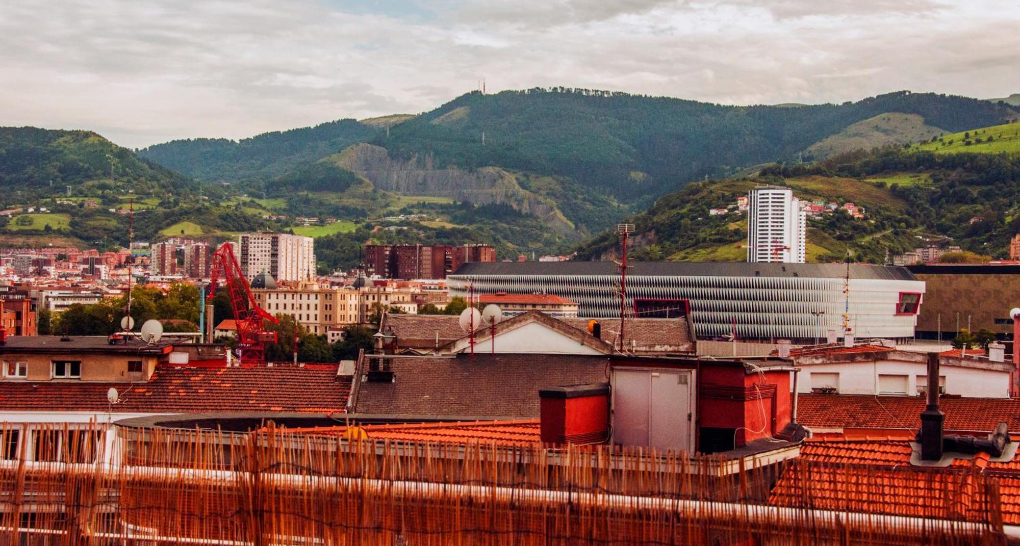 Estudios Bilbao Deusto ภายนอก รูปภาพ